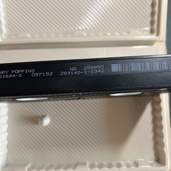 Disney’s Mary Poppins VHS – Vintage Julie Andrews Classic THX Certified Edition - Picture 5 of 5